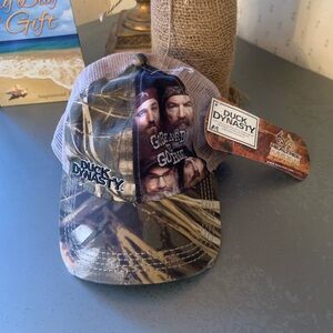Duck Dynasty, NEW WITH TAGS, Go Beard or Go Home, GREEN camouflage ball cap.